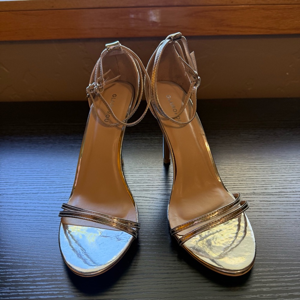 Glamorous silver Stiletto Heels Elegant Design